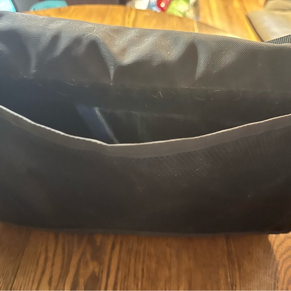 Green Guru Messenger bag made from recycled material - Picture 4 of 10